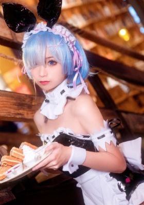 《深情触摸》无删减版